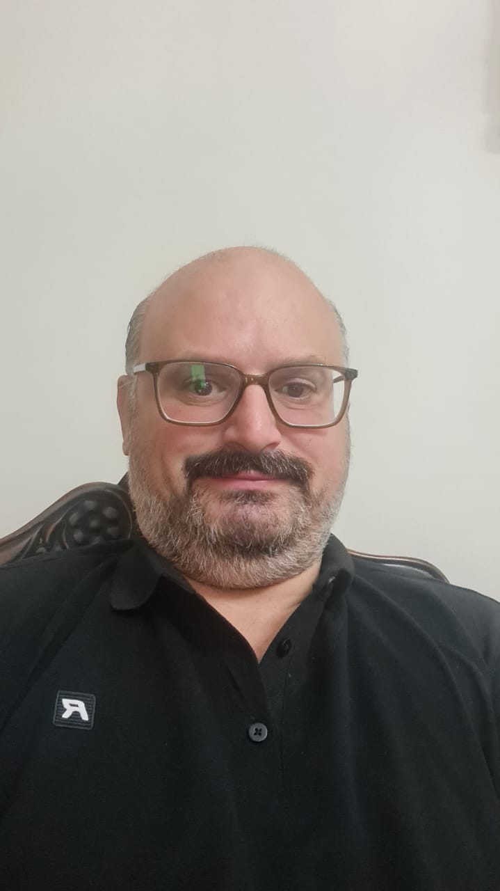 مازن نزيه يموت