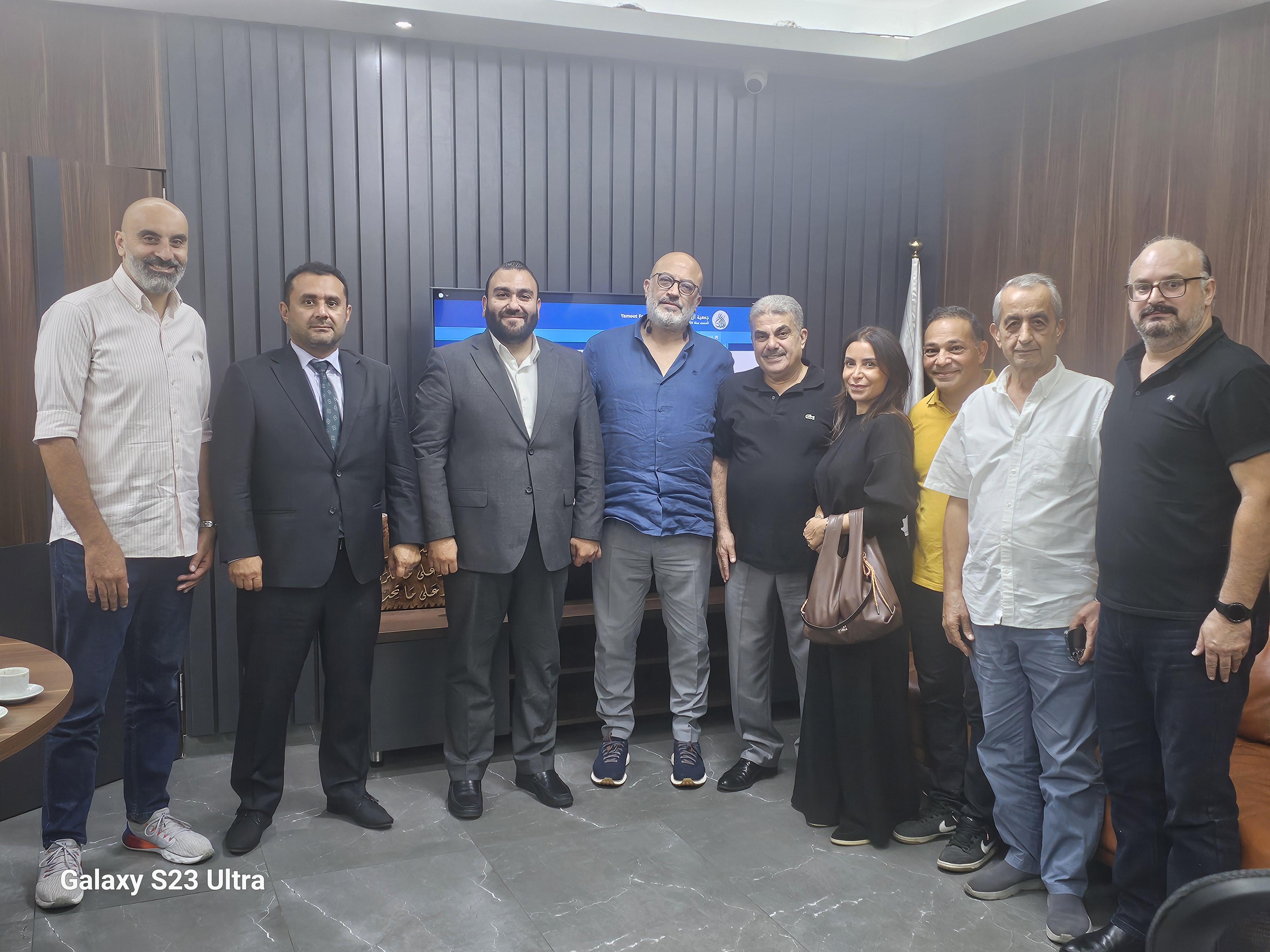 زيارة مركز يموت للسمع